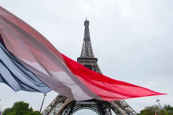 قائمة وثائق الحصول على تأشيرة فرنسا